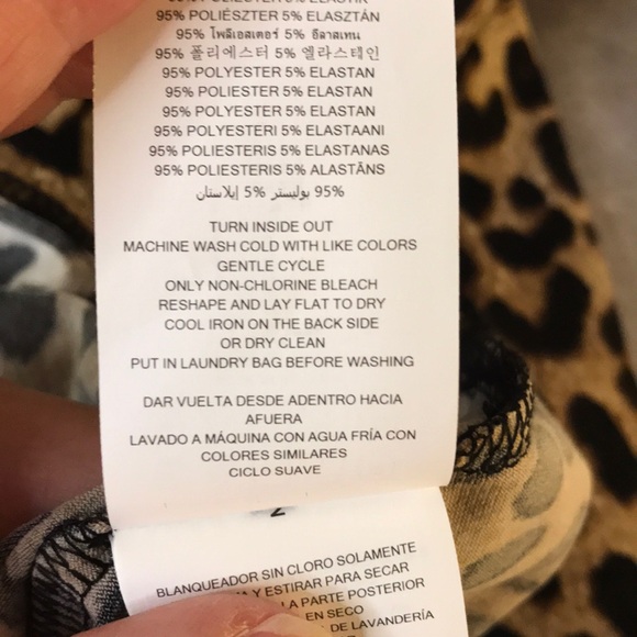 MICHAEL KOHRS Leopard Animal Print quarter zip soft blouse size Medium - Picture 13 of 16